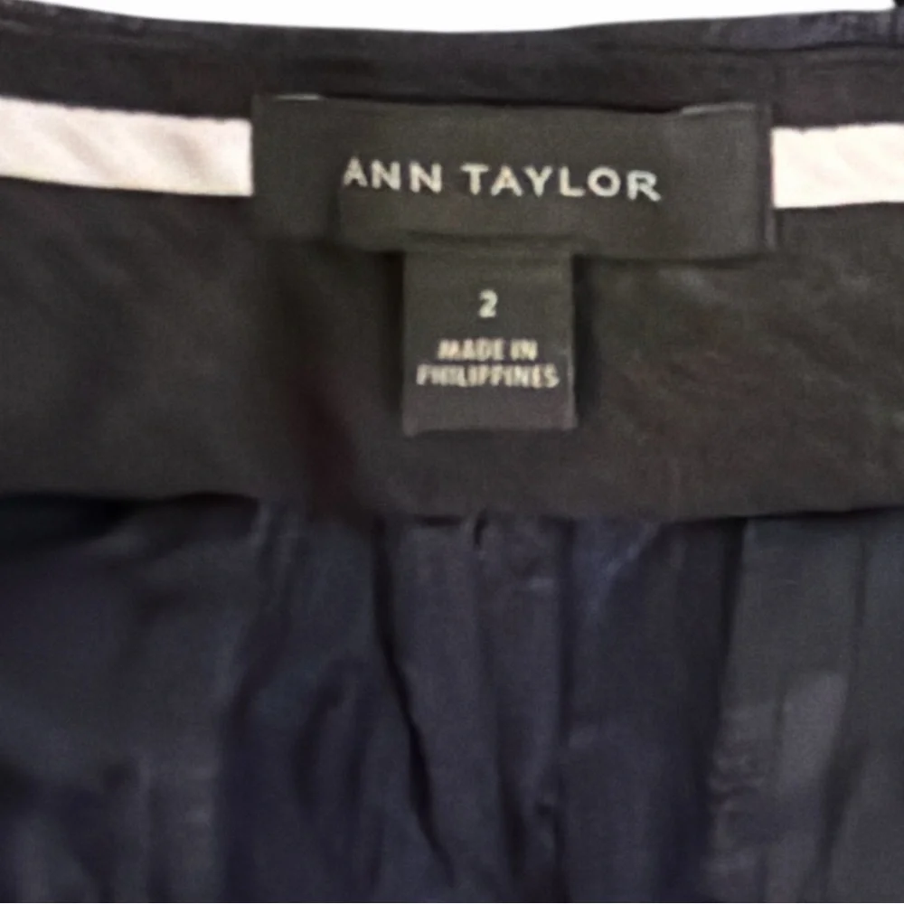 Ann Taylor Navy Jacquard Crop Wide Leg Pants Textured Trouser Size 2